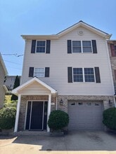 Building Photo - 880 Tremont St