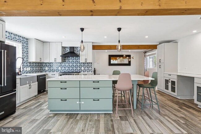 Foto del edificio - 7435 8th St NW