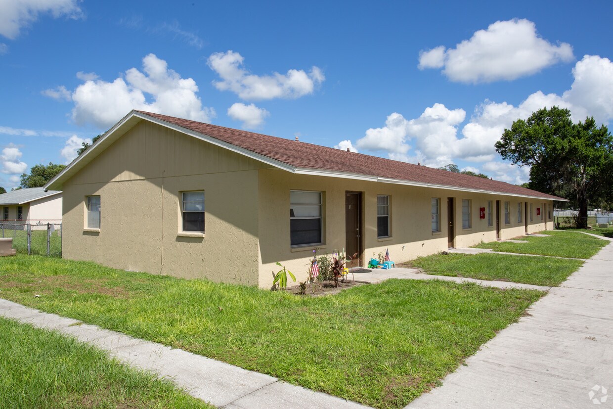 Foto principal - 38937 North Ave