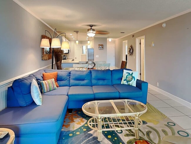Building Photo - 210 Ocean Hibiscus Dr