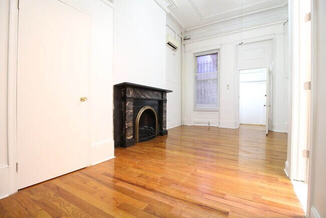 Foto del edificio - 1429 Spruce St