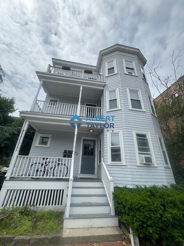Foto principal - 8 Chapman Pl