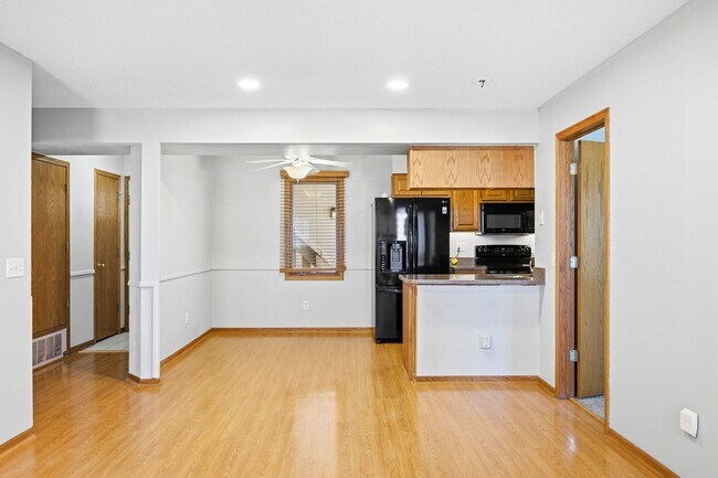 Foto del edificio - Ankeny Condo for Rent