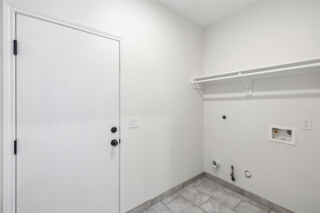 Foto del edificio - 6138 Brookfield Dr