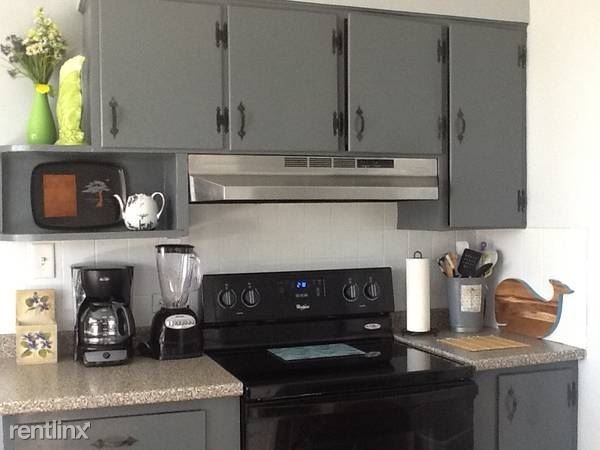 Building Photo - 3 br, 1 bath House - 11 Whale Watch Rd