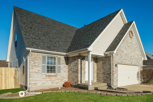 Building Photo - 9624 Combs Ln