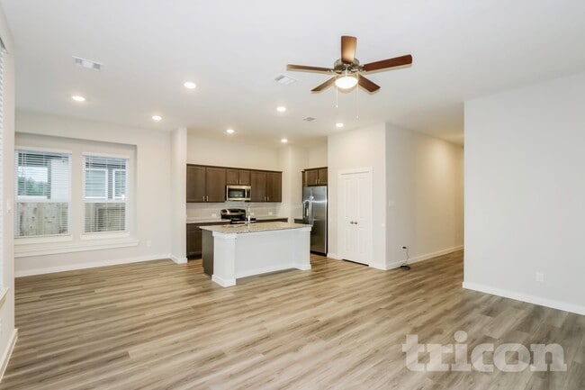 Building Photo - 2411 Cohorn Trl