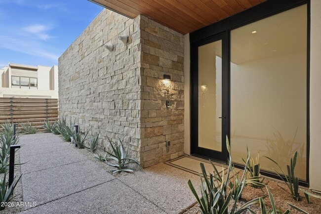 Building Photo - 6311 E Phoenician Blvd