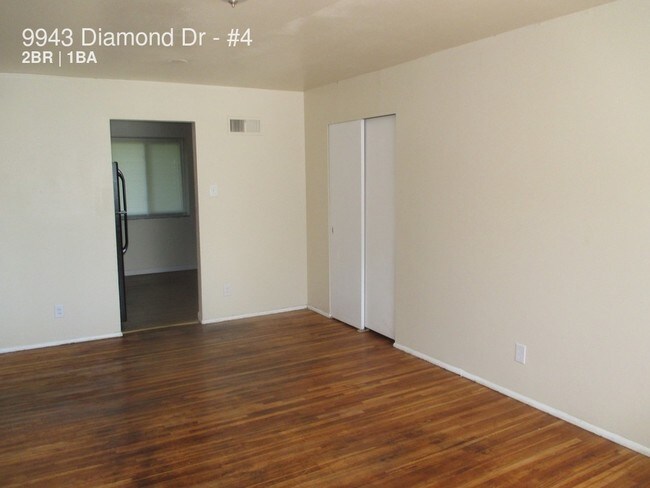 Building Photo - 9943 Diamond Dr