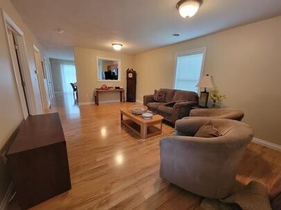 Foto del edificio - 947 Sohn Alloway Rd