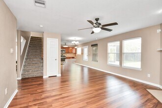 Building Photo - 1118 Desert Palms Ln