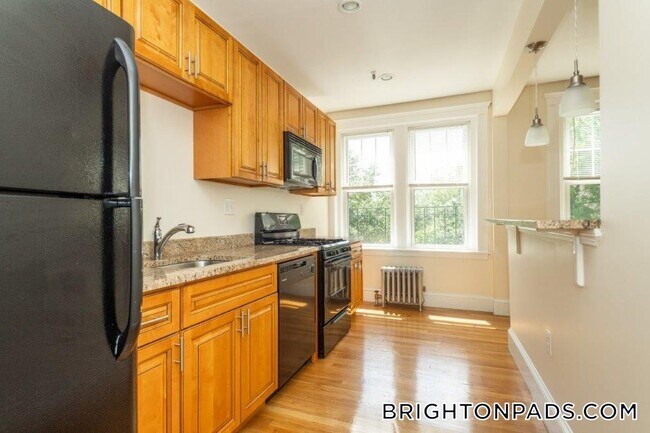 Foto del edificio - 286 Chestnut Hill Ave