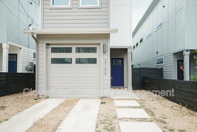 Foto del edificio - 2109 Schley Ave