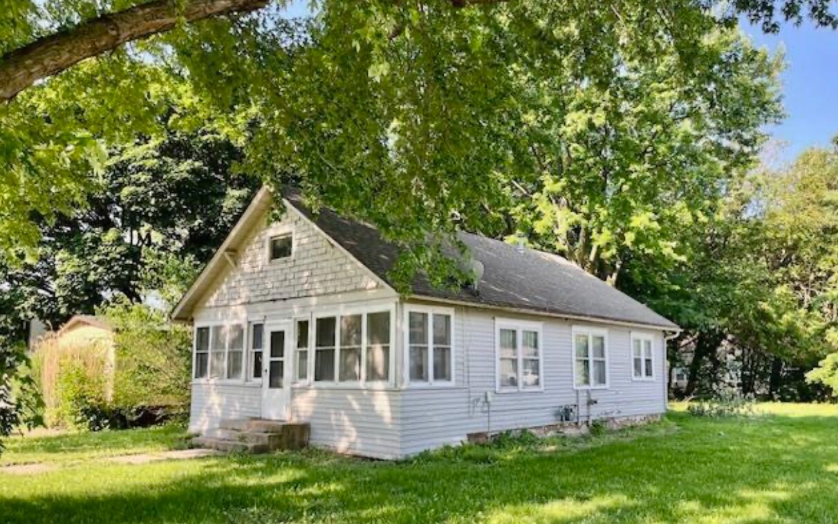 Foto principal - 122 Walnut St