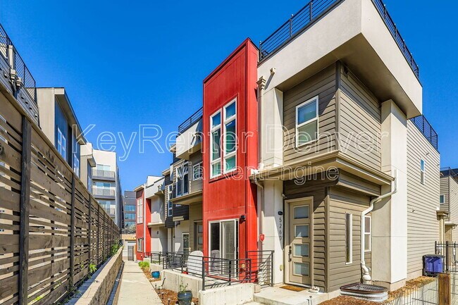 Foto del edificio - 5256 N Eliot St