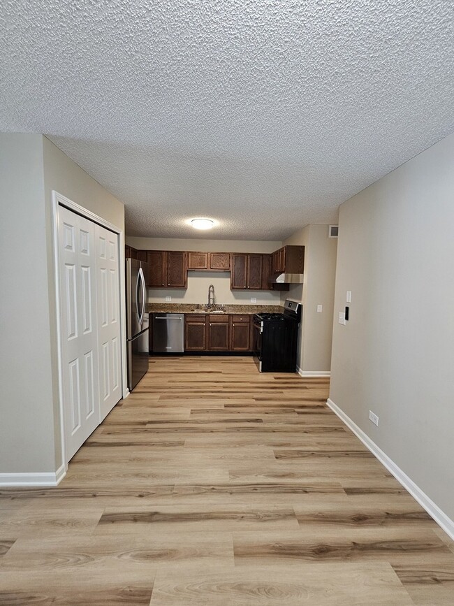 Building Photo - 1093 Kane St