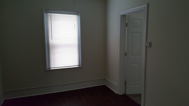 Foto del edificio - 506 N Sycamore St