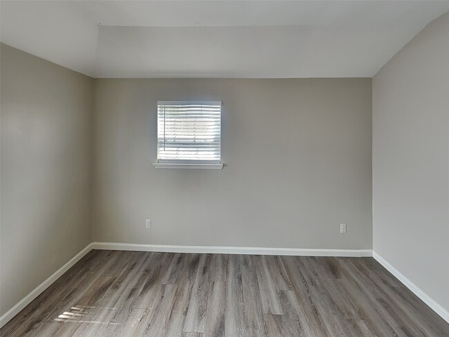 Foto del edificio - 12806 Boris Cove Trail