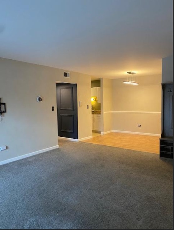 Foto del edificio - 6174 Knoll Ln Ct