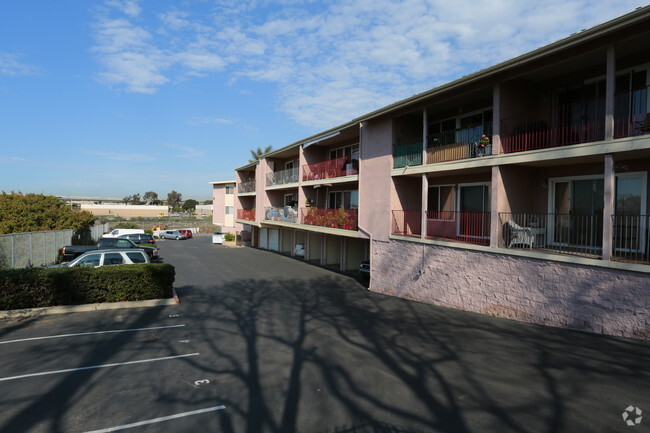 Foto del edificio - Las Palmas Condos