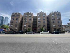 Building Photo - 2700 John F. Kennedy Blvd