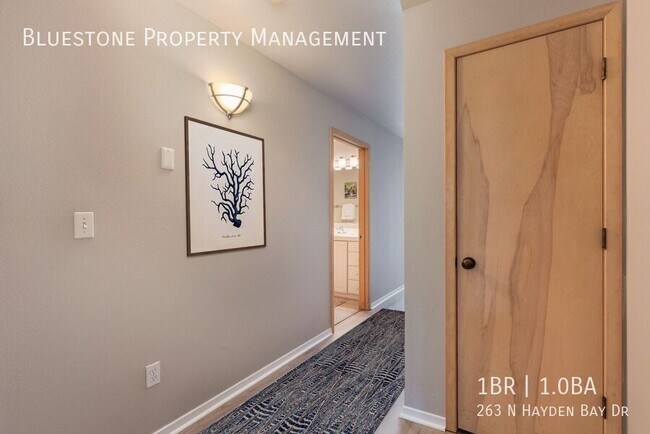 Foto del edificio - 263 N Hayden Bay Dr