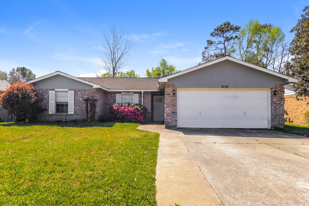 Primary Photo - 2118 Rycroft Dr