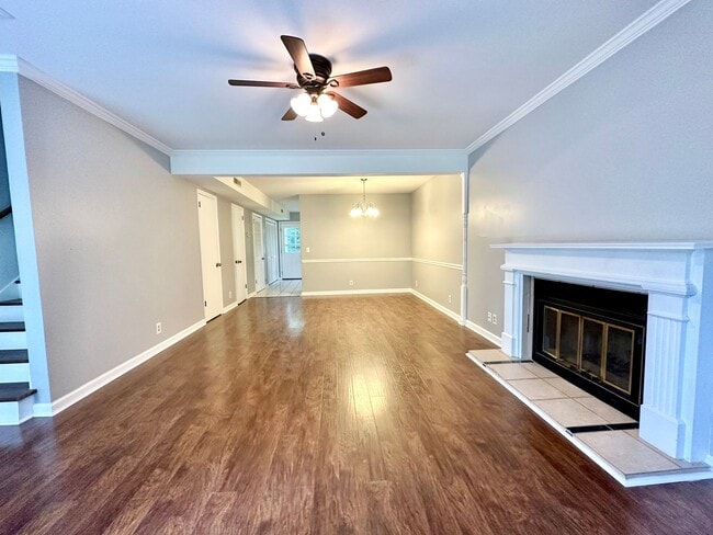 Building Photo - 7806 Sawyer Brown Rd