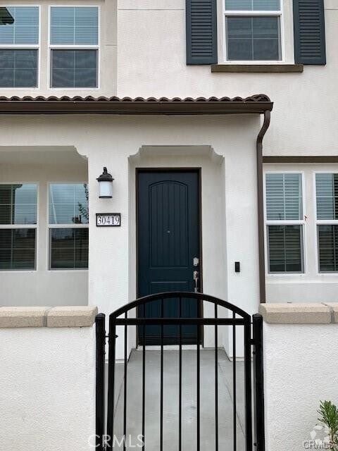 Building Photo - 30419 Town Square Dr