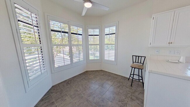 Foto del edificio - 24 Green Brier Cir