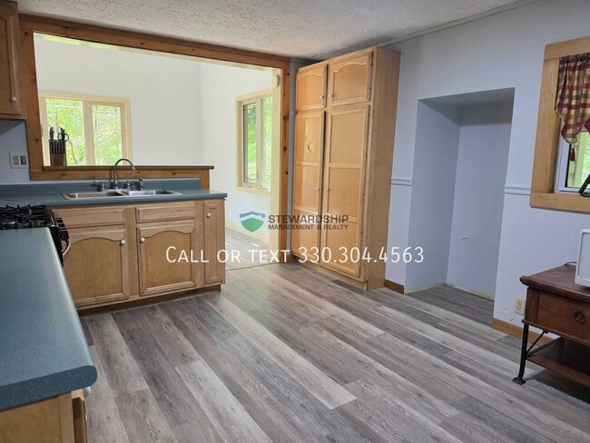 Building Photo - 16276 Johnson Hill Rd