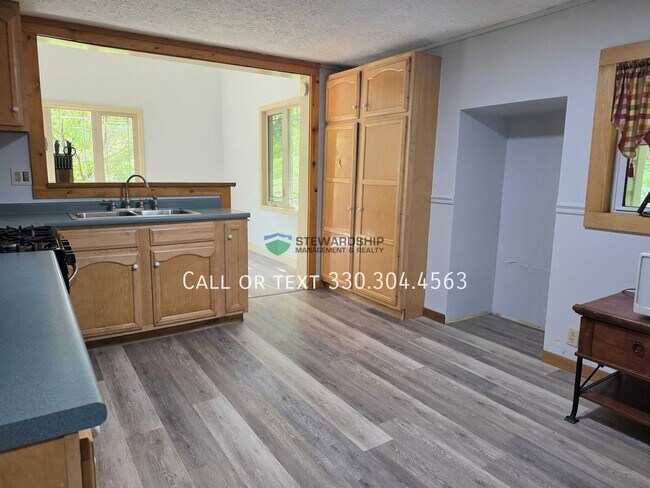 Foto del edificio - 16276 Johnson Hill Rd