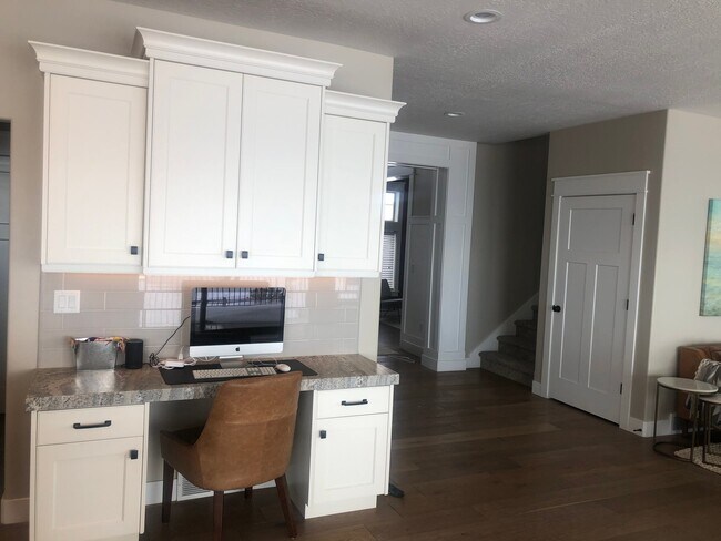 Foto del edificio - 2118 E Ashdown Ln