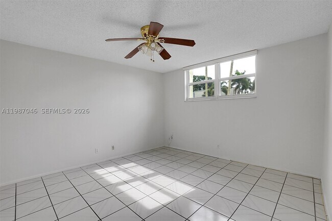Foto del edificio - 5431 NE 25th Ave