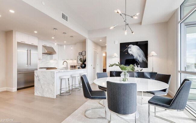 Foto del edificio - 1 br, 2 bath Condo - 1330 Lancaster St