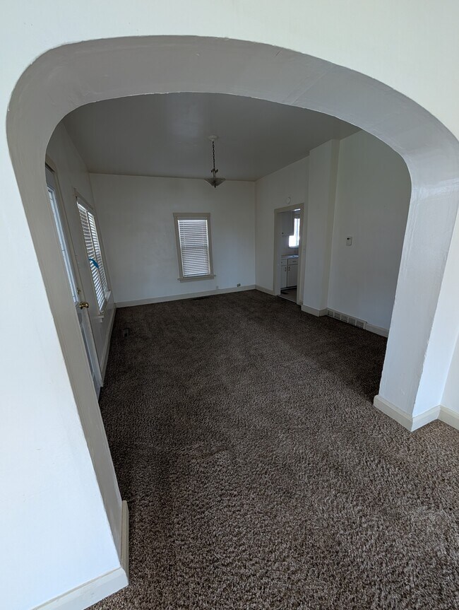 Foto del edificio - 207 E 100 N