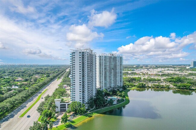 Foto del edificio - 2641 N Flamingo Rd