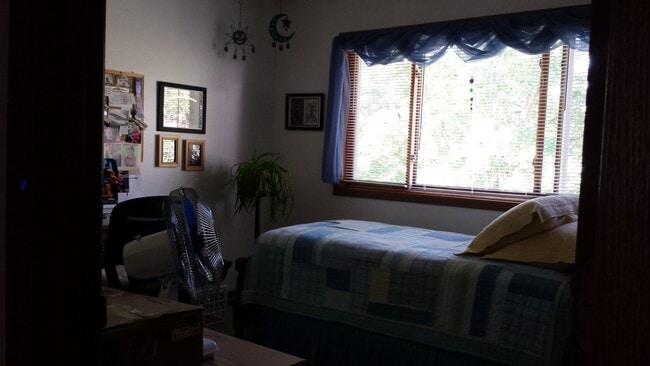 Bedroom - 426 4th Ave N, Apt. #3