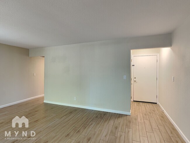 Foto del edificio - 2336 Villanova Cir