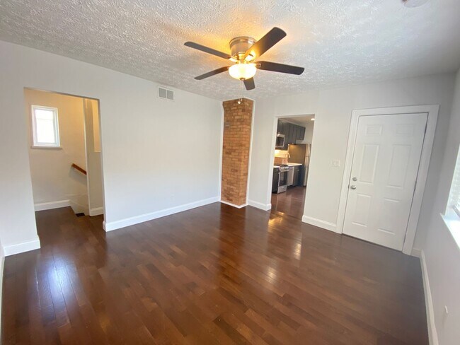 Building Photo - 295 Arcadia Ave