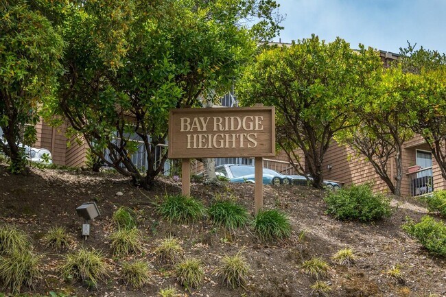 Foto del edificio - 1687 Bayridge Way