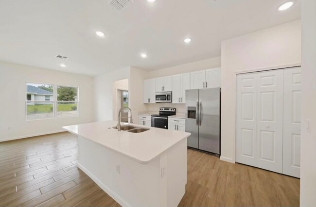 Foto del edificio - 1686 SW 168th Loop