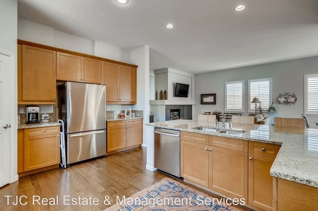 Building Photo - 3 br, 3 bath House - 1020 Ulster St