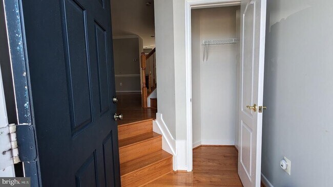 Building Photo - 12950 Tonka Ct