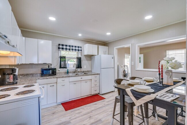 Foto del edificio - 1923 Lake Ave