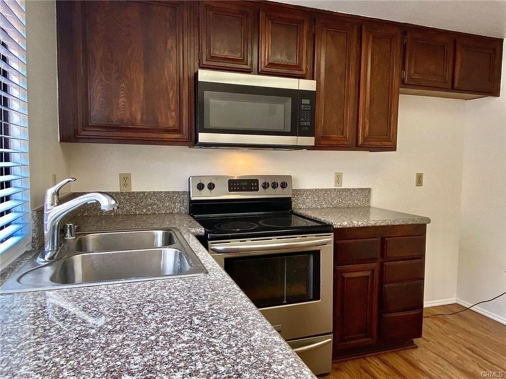 Primary Photo - 1468 Stonewood Ct