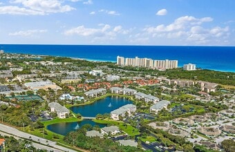 Building Photo - 353 S US Hwy 1