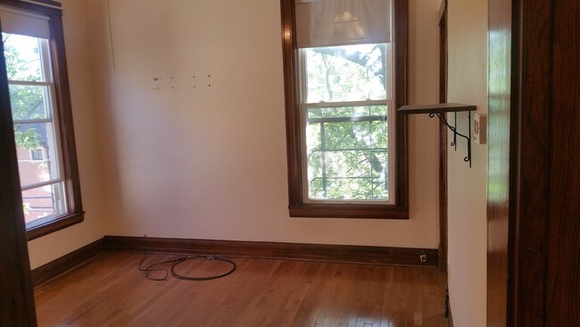 Foto del edificio - 3812 N Ashland Ave