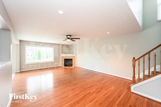 Foto del edificio - 2125 Picketside Dr