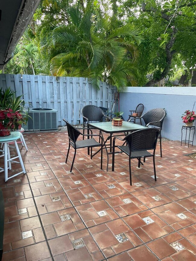 Foto del edificio - 14253 SW 96th Terrace